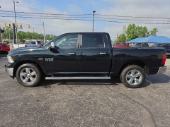 Used 2017  Ram 1500 4WD Crew Cab SLT at City Wide Auto Credit near Toledo&comma; OH