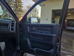 Used 2014  Ram 1500 4WD Quad Cab Express at City Wide Auto Credit near Toledo&comma; OH