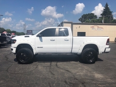 Used 2022  Ram 1500 4WD Lone Star Quad Cab 6'4" Box at City Wide Auto Credit near Toledo, OH