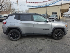 Used 2018  Jeep Compass 4d SUV FWD Latitude at City Wide Auto Credit near Toledo&comma; OH