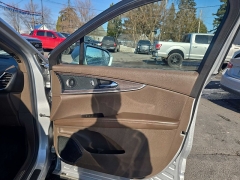 Used 2016  Lincoln MKX 4d SUV AWD Reserve at City Wide Auto Credit near Toledo&comma; OH