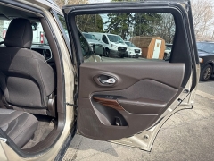 Used 2014  Jeep Cherokee 4d SUV FWD Latitude at City Wide Auto Credit near Toledo&comma; OH