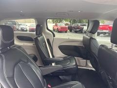 Used 2023  Chrysler Pacifica Touring L FWD at City Wide Auto Credit near Toledo&comma; OH