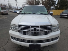 Used 2014  Lincoln Navigator 4d SUV 4WD at City Wide Auto Credit near Toledo&comma; OH