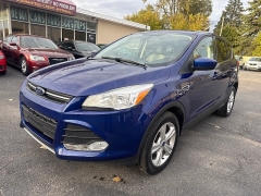 Used 2016  Ford Escape 4d SUV 4WD SE at City Wide Auto Credit near Toledo, OH