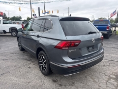 Used 2021  Volkswagen Tiguan 2&period;0T SEL 4MOTION at City Wide Auto Credit near Toledo&comma; OH