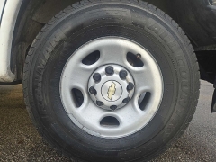 Used 2020  Chevrolet Express Wagon 3500 Ext Wagon LS at City Wide Auto Credit near Toledo&comma; OH