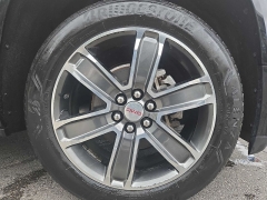 Used 2019  GMC Acadia 4d SUV FWD Denali at City Wide Auto Credit near Toledo, OH