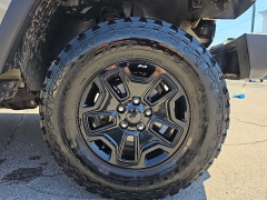 Used 2018  Jeep Wrangler JK Unlimited 4d SUV 4WD Sport Willys Wheeler at City Wide Auto Credit near Toledo&comma; OH
