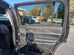 Used 2021  Jeep Grand Cherokee L Limited 4x4 at City Wide Auto Credit near Toledo&comma; OH