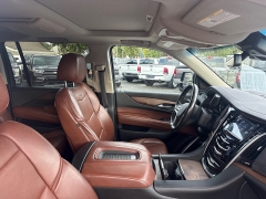 Used 2018  Cadillac Escalade ESV 4d SUV 4WD Premium Luxury at City Wide Auto Credit near Toledo&comma; OH