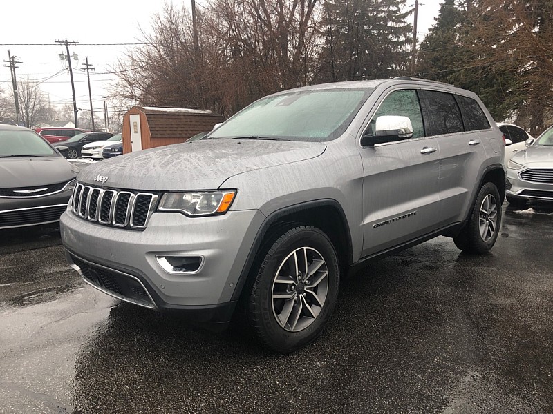 Used 2020  Jeep Grand Cherokee 4d SUV 4WD Limited V6 at City Wide Auto Credit near Toledo, OH