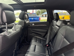 Used 2018  Jeep Grand Cherokee 4d SUV 4WD Overland V6 at City Wide Auto Credit near Toledo&comma; OH