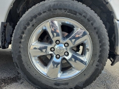 Used 2017  Ram 1500 4WD Crew Cab Big Horn at City Wide Auto Credit near Toledo&comma; OH