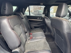 Used 2019  Ford Explorer 4d SUV 4WD XLT Ecoboost at City Wide Auto Credit near Toledo&comma; OH