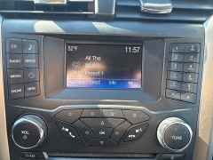 Used 2018  Ford Fusion 4d Sedan SE 2.5L at City Wide Auto Credit near Toledo, OH