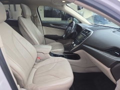 Used 2017  Lincoln MKC 4d SUV FWD Reserve at City Wide Auto Credit near Toledo&comma; OH