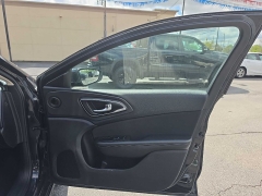 Used 2016  Chrysler 200 4d Sedan LX at City Wide Auto Credit near Toledo&comma; OH