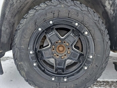 Used 2017  Chevrolet Suburban 4d SUV 4WD Premier at City Wide Auto Credit near Toledo&comma; OH