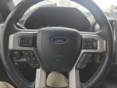 Used 2015  Ford F-150 4WD Supercrew Platinum 5 1&sol;2 at City Wide Auto Credit near Toledo&comma; OH