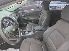 Used 2019  Chevrolet Malibu 4d Sedan LT at City Wide Auto Credit near Toledo&comma; OH