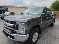 Used 2018 Ford Super Duty F-250 4WD Crew Cab XLT at City Wide Auto Credit near Toledo, OH
