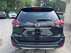 Used 2020  Nissan Rogue 4d SUV AWD SV at City Wide Auto Credit near Toledo&comma; OH
