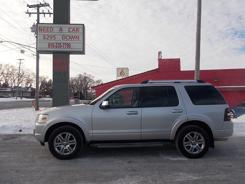 Used 2010  Ford Explorer 4d SUV 4WD Limited at Superior Car Credit near Freeport, IL