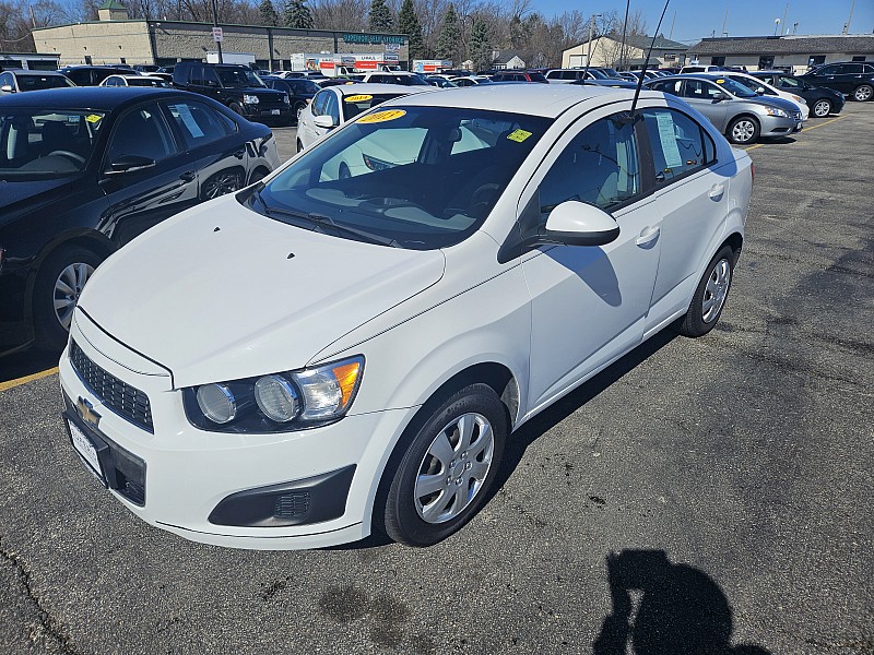 Used 2013  Chevrolet Sonic 4d Sedan LS AT at Superior Car Credit near East Dundee, IL