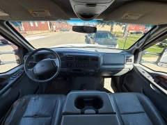 Used 2002  Ford Super Duty F-350 4WD Crew Cab XL DRW Longbed at Shook Auto Sales near New Philadelphia&comma; OH