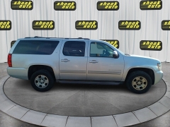 Used 2012  Chevrolet Suburban 1500 SUV 4WD LT at Shook Auto Sales near New Philadelphia&comma; OH