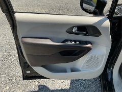 Used 2017  Chrysler Pacifica 4d Wagon Touring-L at Shook Auto Sales near New Philadelphia&comma; OH