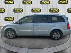 Used 2013  Chrysler Town & Country 4d Wagon Touring L at Shook Auto Sales near New Philadelphia, OH