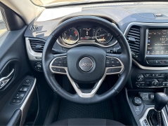 Used 2017  Jeep Cherokee 4d SUV 4WD Latitude V6 at Shook Auto Sales near New Philadelphia&comma; OH