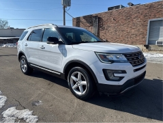 Used 2017  Ford Explorer 4d SUV 4WD XLT at Shook Auto Sales near New Philadelphia&comma; OH