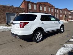 Used 2017  Ford Explorer 4d SUV 4WD XLT at Shook Auto Sales near New Philadelphia&comma; OH