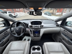 Used 2017  Honda Odyssey 4d Wagon EX-L at Shook Auto Sales near New Philadelphia&comma; OH