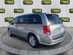 Used 2019  Dodge Grand Caravan 4d Wagon SXT at Shook Auto Sales near New Philadelphia&comma; OH