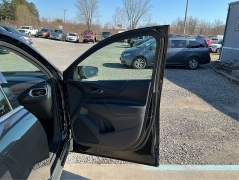 Used 2019  Chevrolet Equinox 4d SUV FWD LT w&sol;1LT at Shook Auto Sales near New Philadelphia&comma; OH