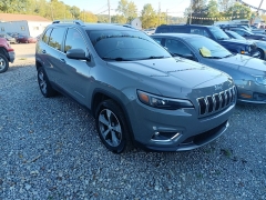 Used 2019  Jeep Cherokee 4d SUV 4WD Limited 3&period;2L at Shook Auto Sales near New Philadelphia&comma; OH
