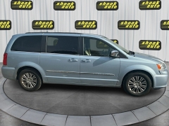 Used 2013  Chrysler Town & Country 4d Wagon Touring L at Shook Auto Sales near New Philadelphia, OH
