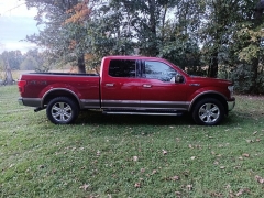 Used 2019  Ford F-150 4WD SuperCrew Lariat 5 1&sol;2 at Shook Auto Sales near New Philadelphia&comma; OH