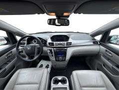 Used 2017  Honda Odyssey 4d Wagon EX-L at Shook Auto Sales near New Philadelphia&comma; OH