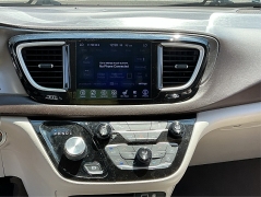 Used 2017  Chrysler Pacifica 4d Wagon Touring-L at Shook Auto Sales near New Philadelphia&comma; OH