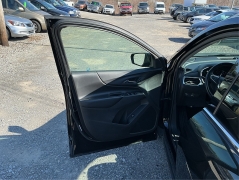 Used 2019  Chevrolet Equinox 4d SUV FWD LT w&sol;1LT at Shook Auto Sales near New Philadelphia&comma; OH