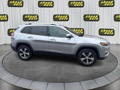 Used 2019  Jeep Cherokee 4d SUV 4WD Limited 3&period;2L at Shook Auto Sales near New Philadelphia&comma; OH