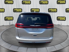 Used 2021  Chrysler Pacifica Touring L FWD at Shook Auto Sales near New Philadelphia&comma; OH