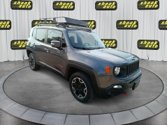 Used 2016  Jeep Renegade 4d SUV 4WD Trailhawk at Shook Auto Sales near New Philadelphia&comma; OH