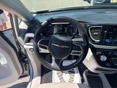 Used 2021  Chrysler Pacifica Touring L FWD at Shook Auto Sales near New Philadelphia&comma; OH