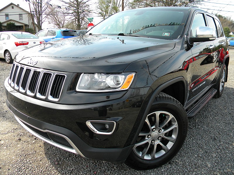 Used 2015  Jeep Grand Cherokee 4d SUV 4WD Limited at Shook Auto Sales near New Philadelphia, OH